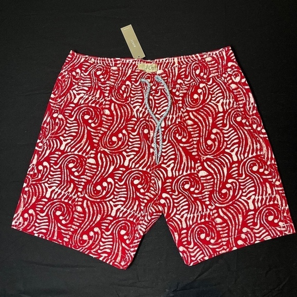 J.Crew stretch swim trunk in print BB948. Size S. Color-Red/White NWT - Picture 1 of 3